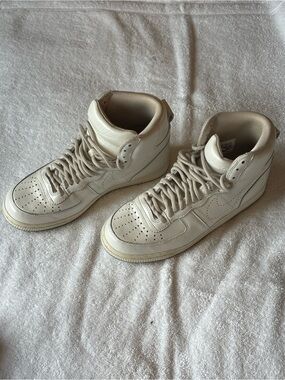 NEW Nike Women's Terminator High Premium High-Top Sneakers in Off-White/Cream